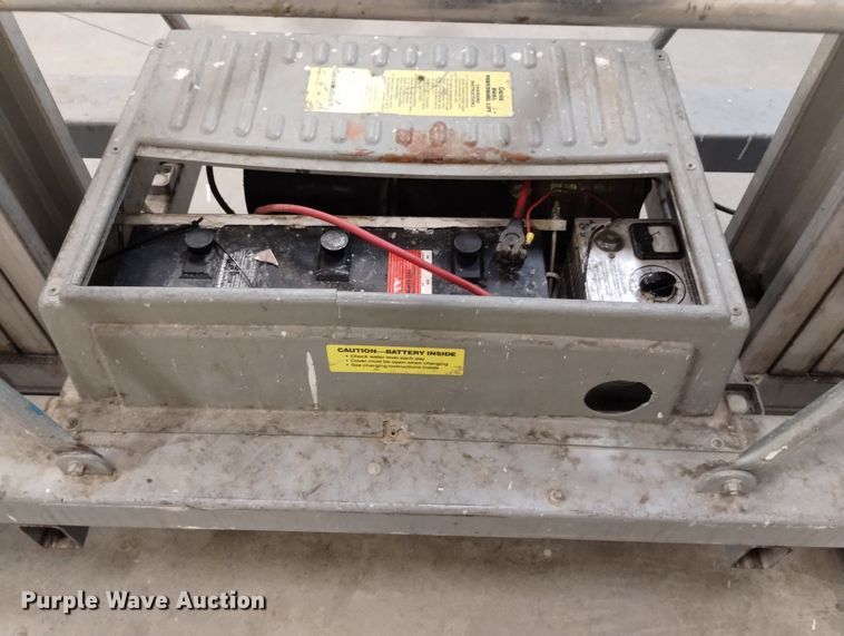 image for item LP9597 Genie DPL-30SP  vertical lift