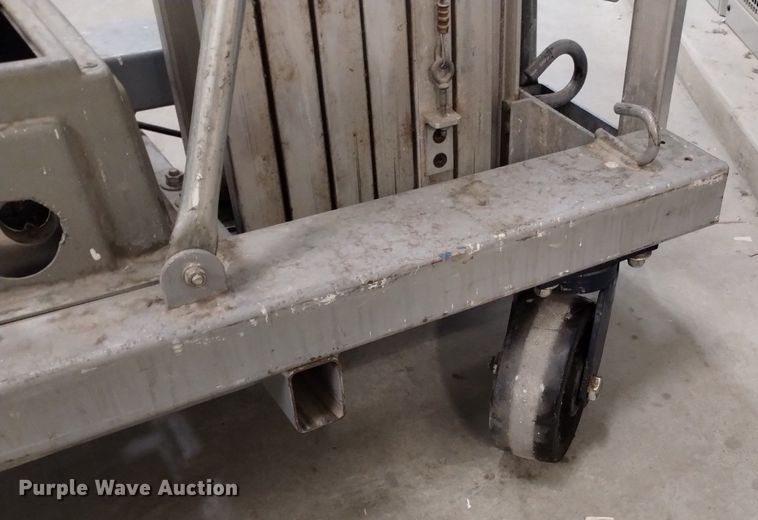 image for item LP9597 Genie DPL-30SP  vertical lift