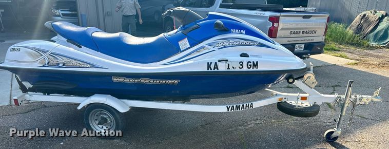 image for item LP9977 Yamaha Wave Runner SUV 1200  personal watercraft