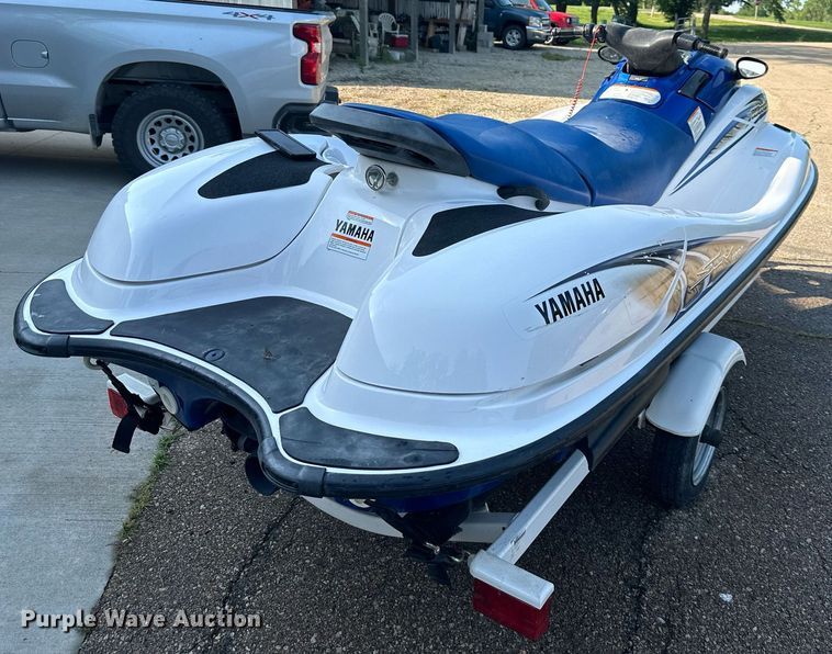 image for item LP9977 Yamaha Wave Runner SUV 1200  personal watercraft