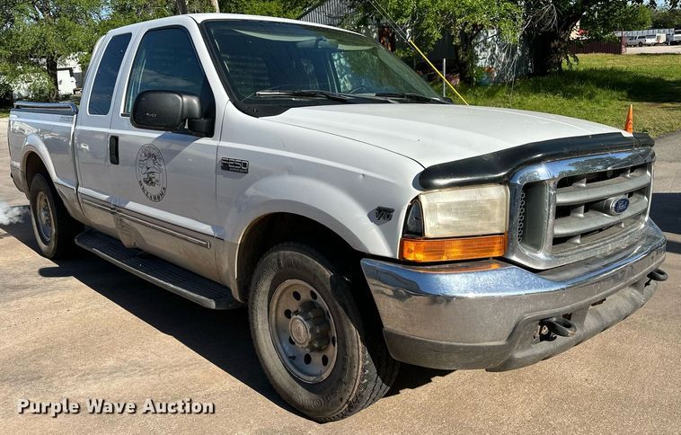 image for item LR9755 1999 Ford F250  Super Duty  SuperCab pickup truck