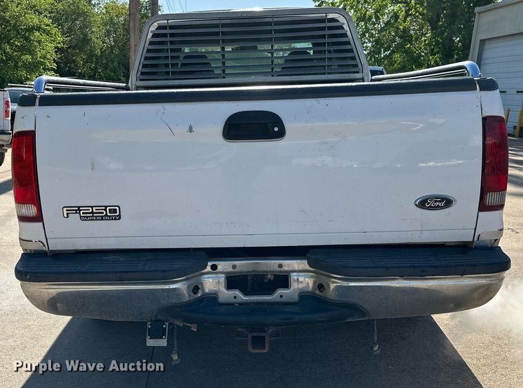 image for item LR9755 1999 Ford F250  Super Duty  SuperCab pickup truck