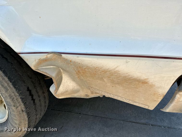 image for item LR9755 1999 Ford F250  Super Duty  SuperCab pickup truck