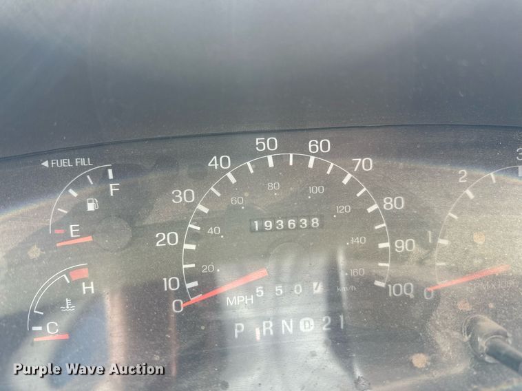 image for item LR9755 1999 Ford F250  Super Duty  SuperCab pickup truck