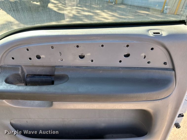 image for item LR9755 1999 Ford F250  Super Duty  SuperCab pickup truck