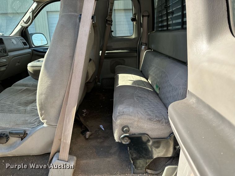 image for item LR9755 1999 Ford F250  Super Duty  SuperCab pickup truck