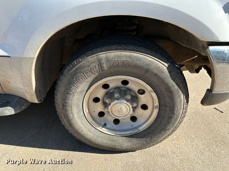 image for item LR9755 1999 Ford F250  Super Duty  SuperCab pickup truck