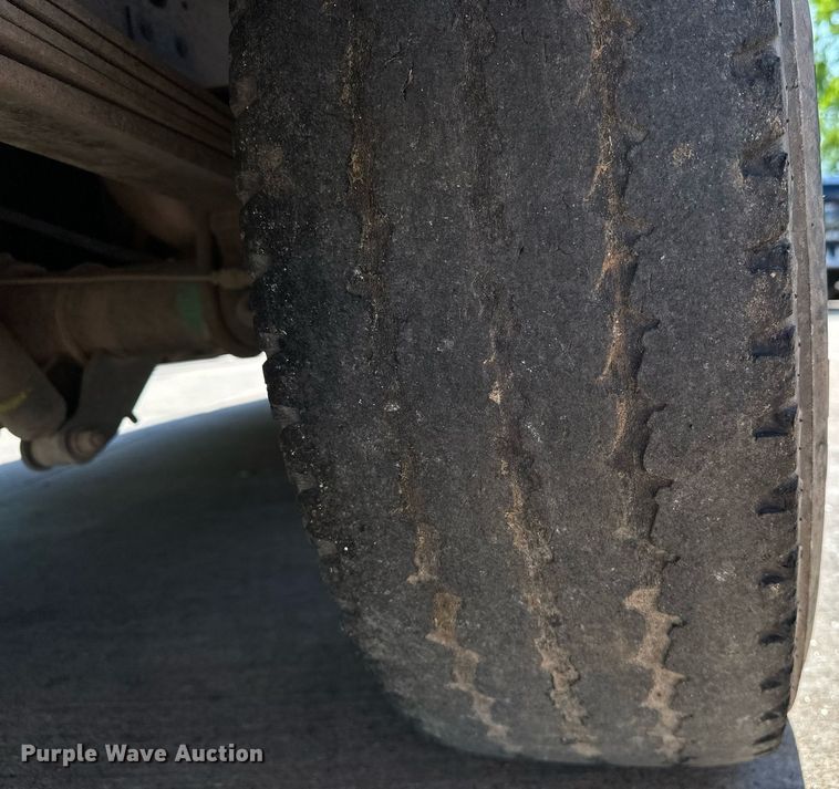 image for item LR9755 1999 Ford F250  Super Duty  SuperCab pickup truck