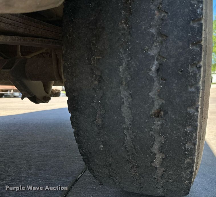 image for item LR9755 1999 Ford F250  Super Duty  SuperCab pickup truck