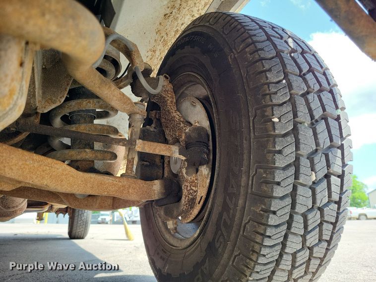 image for item LS9550 2008 Chevrolet Express 2500  van