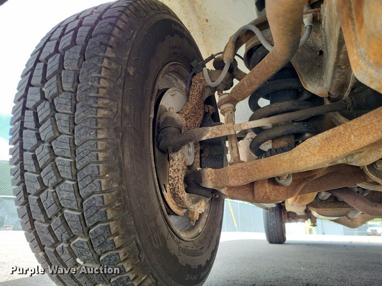 image for item LS9550 2008 Chevrolet Express 2500  van