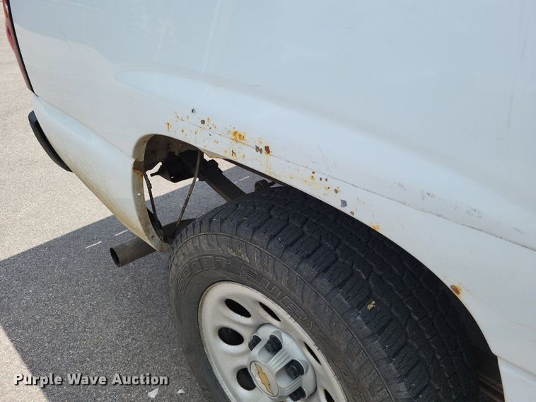 image for item LS9551 2005 Chevrolet Silverado 1500  pickup truck