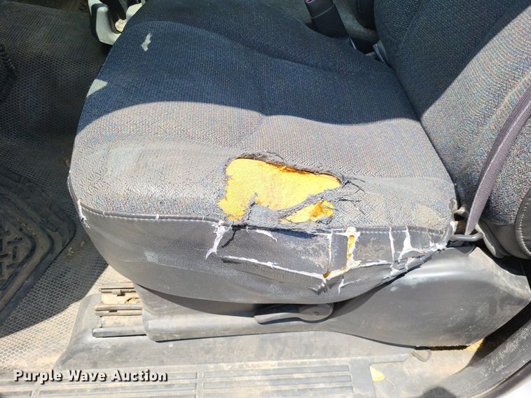 image for item LS9551 2005 Chevrolet Silverado 1500  pickup truck