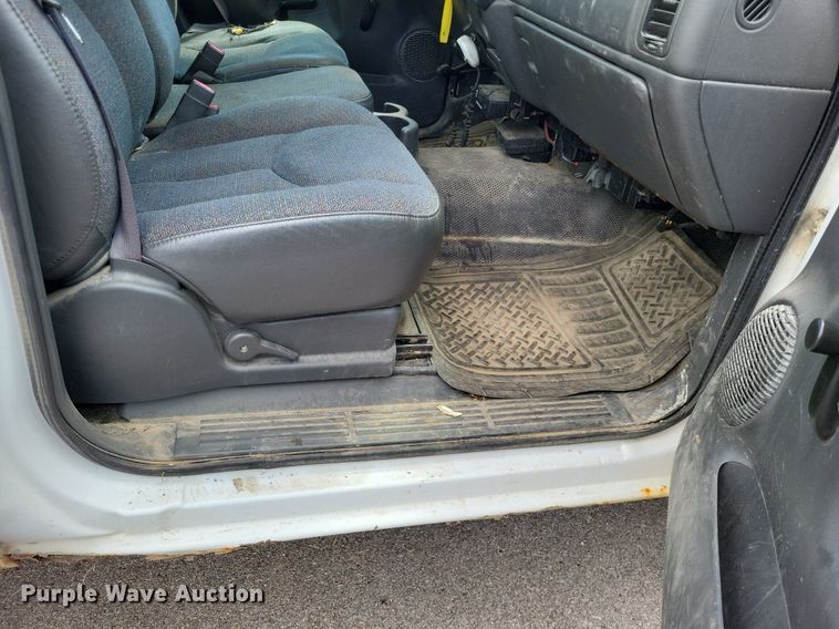 image for item LS9551 2005 Chevrolet Silverado 1500  pickup truck