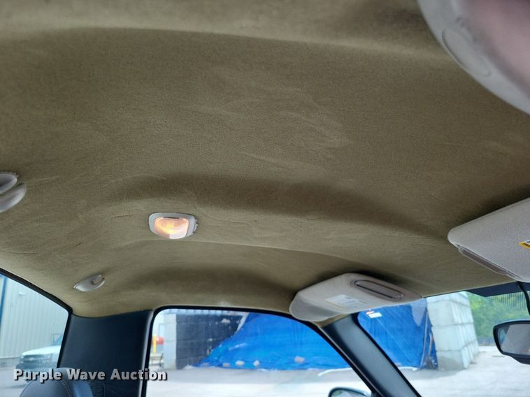 image for item LS9551 2005 Chevrolet Silverado 1500  pickup truck