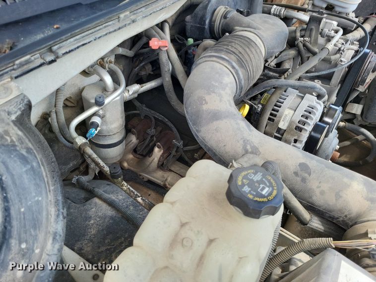 image for item LS9551 2005 Chevrolet Silverado 1500  pickup truck