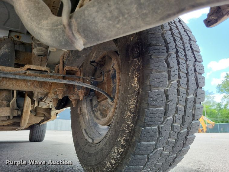 image for item LS9551 2005 Chevrolet Silverado 1500  pickup truck