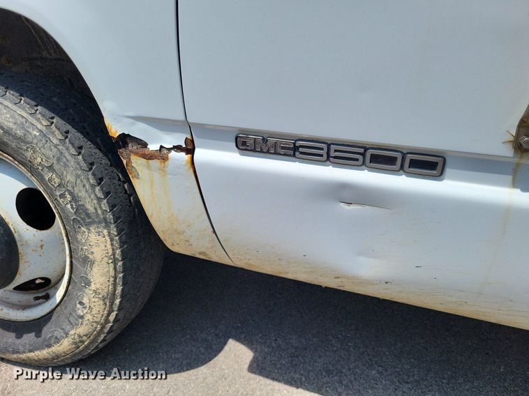 image for item LS9552 1999 GMC Sierra Classic 3500  dump bed pickup truck