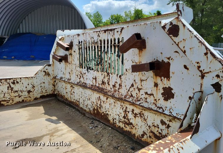 image for item LS9552 1999 GMC Sierra Classic 3500  dump bed pickup truck