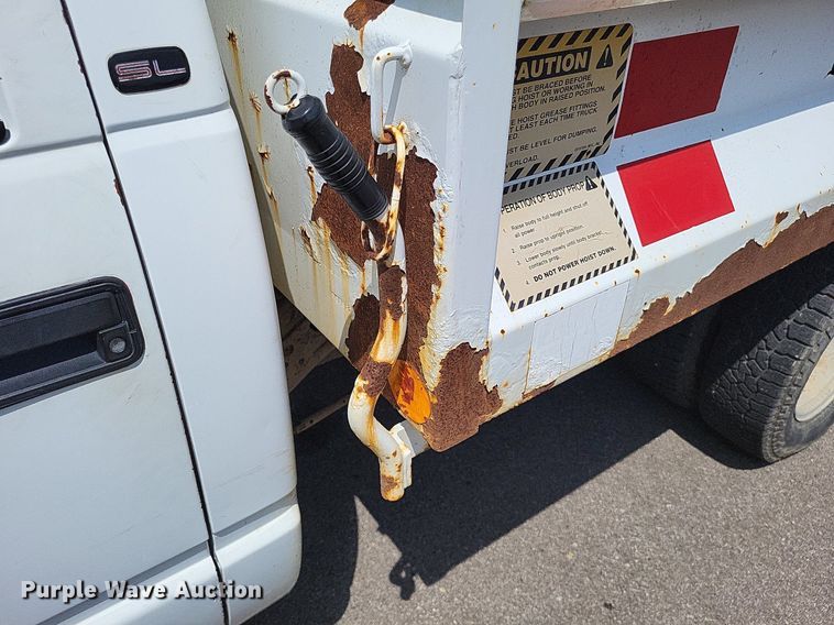 image for item LS9552 1999 GMC Sierra Classic 3500  dump bed pickup truck