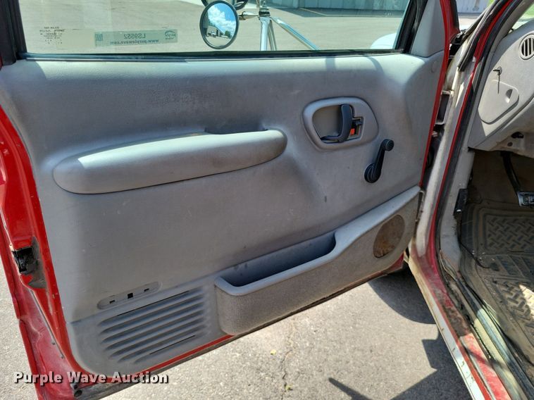 image for item LS9552 1999 GMC Sierra Classic 3500  dump bed pickup truck