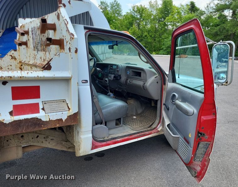 image for item LS9552 1999 GMC Sierra Classic 3500  dump bed pickup truck