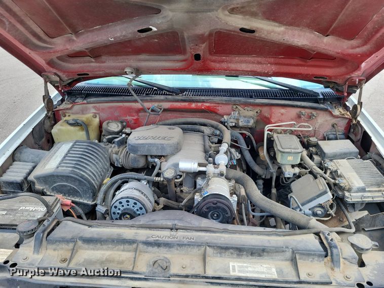 image for item LS9552 1999 GMC Sierra Classic 3500  dump bed pickup truck