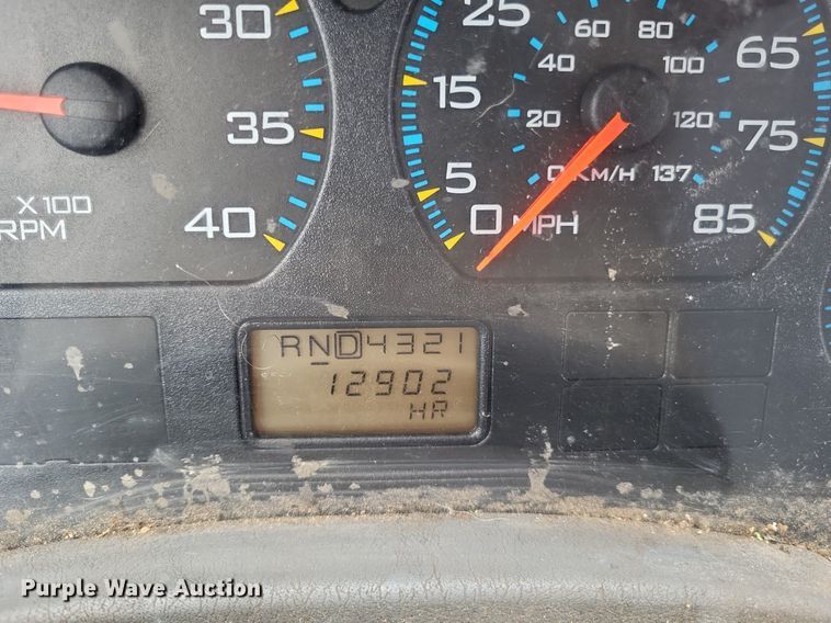 image for item LS9553 2006 International 7300  refuse truck