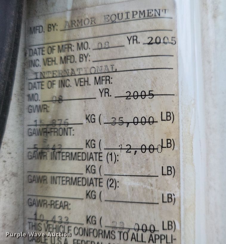 image for item LS9553 2006 International 7300  refuse truck