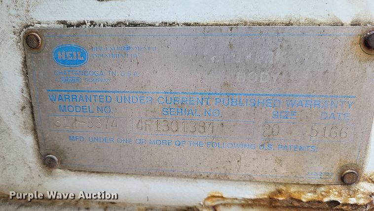 image for item LS9553 2006 International 7300  refuse truck