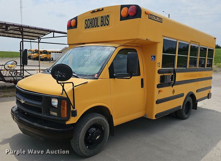 image for item LW9651 1999 Chevrolet Express 3500  school bus