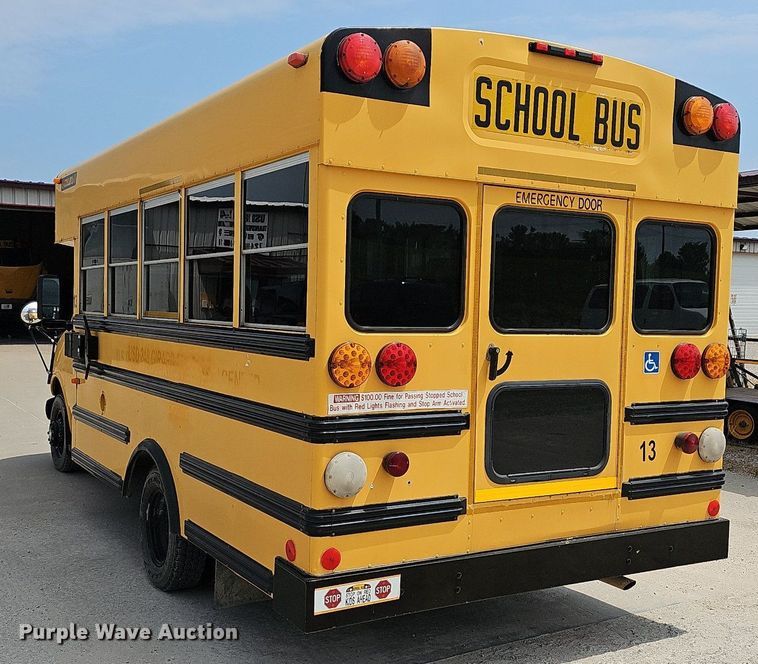 image for item LW9651 1999 Chevrolet Express 3500  school bus