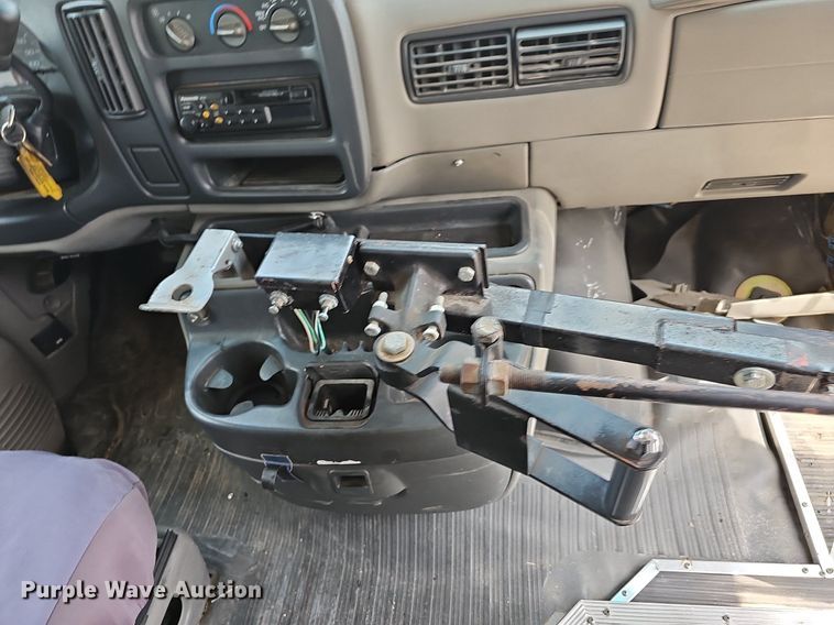 image for item LW9651 1999 Chevrolet Express 3500  school bus