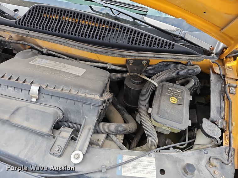 image for item LW9651 1999 Chevrolet Express 3500  school bus