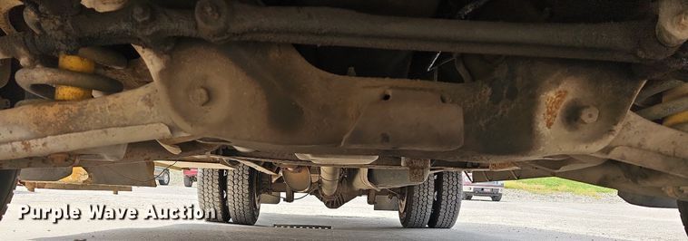 image for item LW9651 1999 Chevrolet Express 3500  school bus