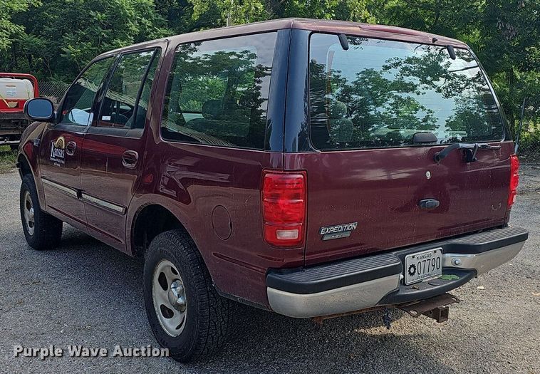 image for item LW9677 1998 Ford Expedition  SUV