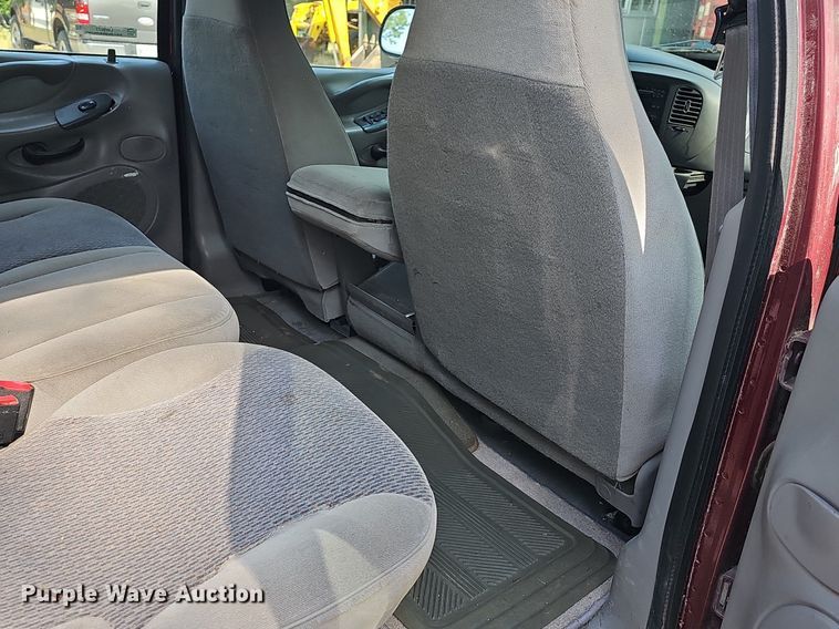 image for item LW9677 1998 Ford Expedition  SUV