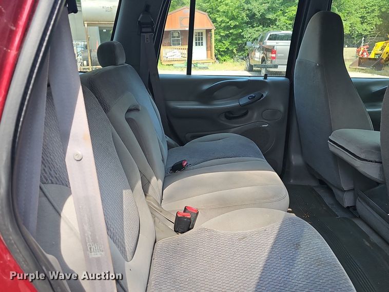 image for item LW9677 1998 Ford Expedition  SUV