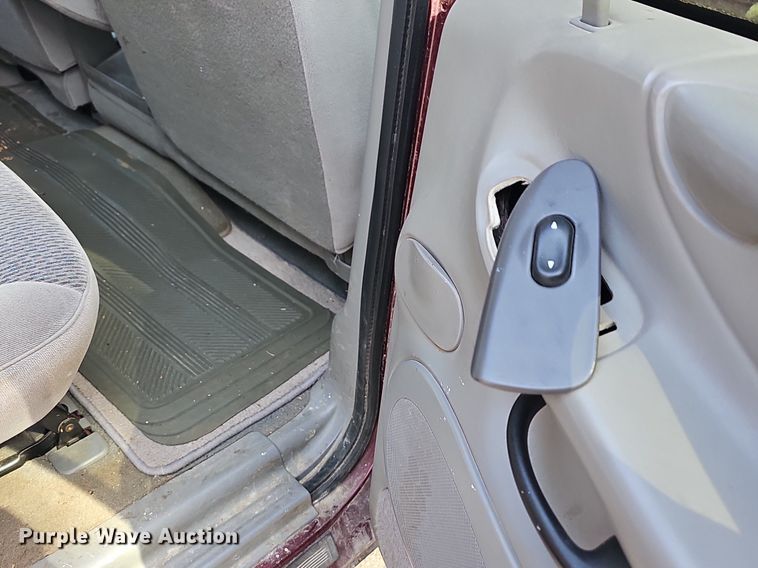 image for item LW9677 1998 Ford Expedition  SUV