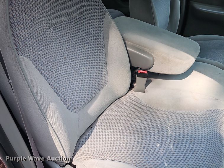 image for item LW9677 1998 Ford Expedition  SUV