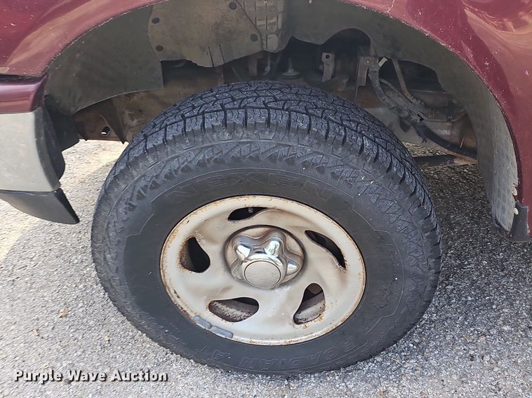 image for item LW9677 1998 Ford Expedition  SUV