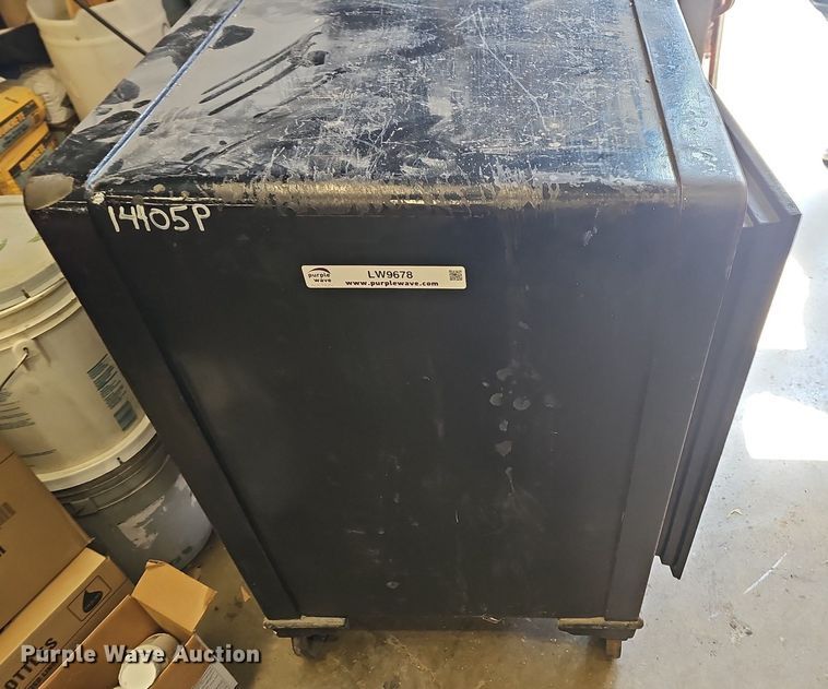 image for item LW9678 Victor Safe & Lock Co.  safe