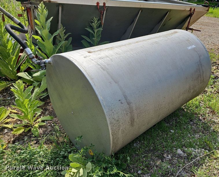 image for item LW9679 Fuel tank