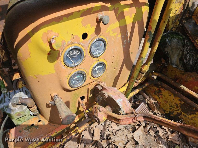 image for item LW9680 Allis Chalmers TS5  track loader