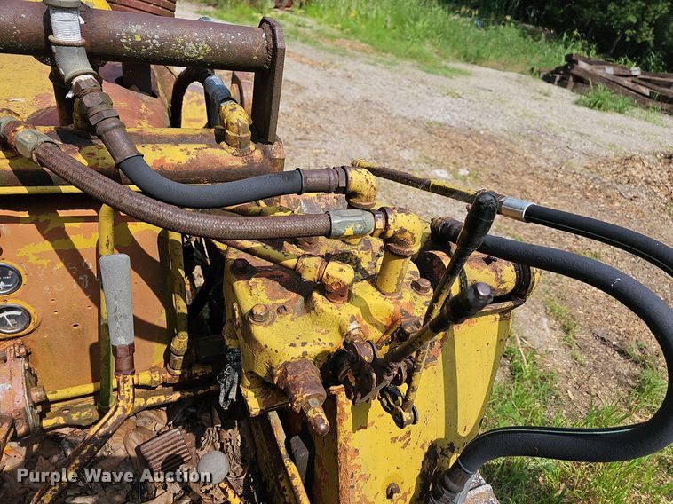 image for item LW9680 Allis Chalmers TS5  track loader