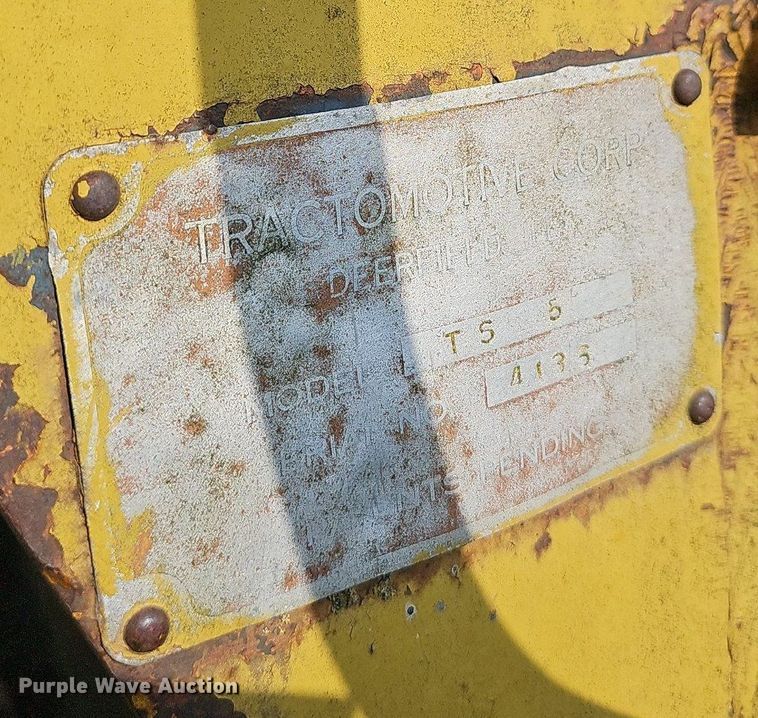 image for item LW9680 Allis Chalmers TS5  track loader