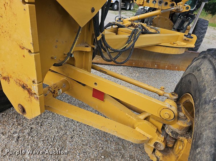 image for item LW9684 2013 Caterpillar 12M2 VHP Plus  motor grader