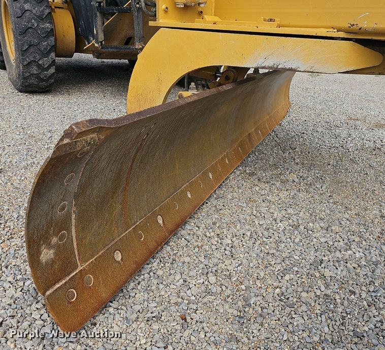 image for item LW9684 2013 Caterpillar 12M2 VHP Plus  motor grader