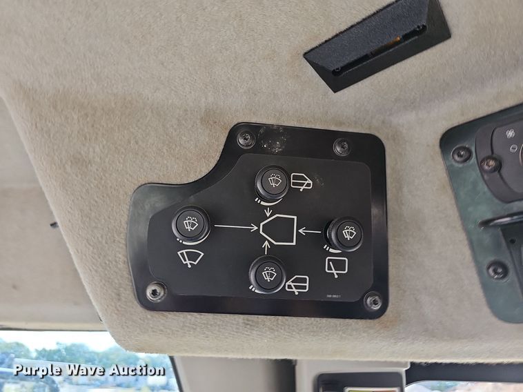 image for item LW9684 2013 Caterpillar 12M2 VHP Plus  motor grader