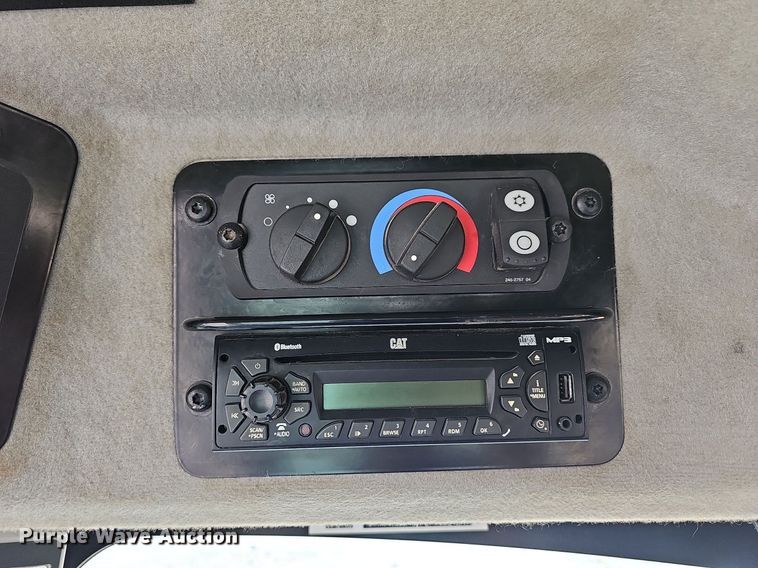 image for item LW9684 2013 Caterpillar 12M2 VHP Plus  motor grader